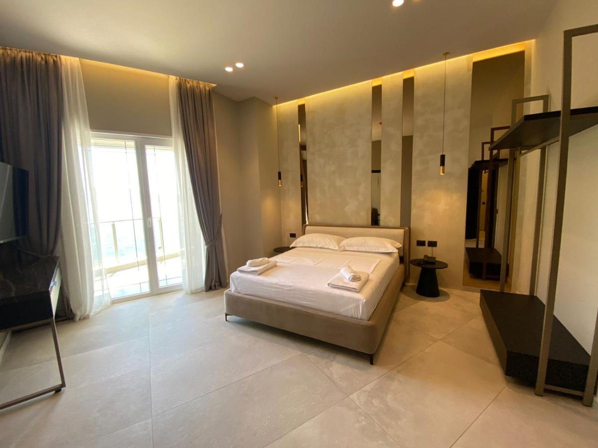 Nuna Hotel Radhime Luaran gambar