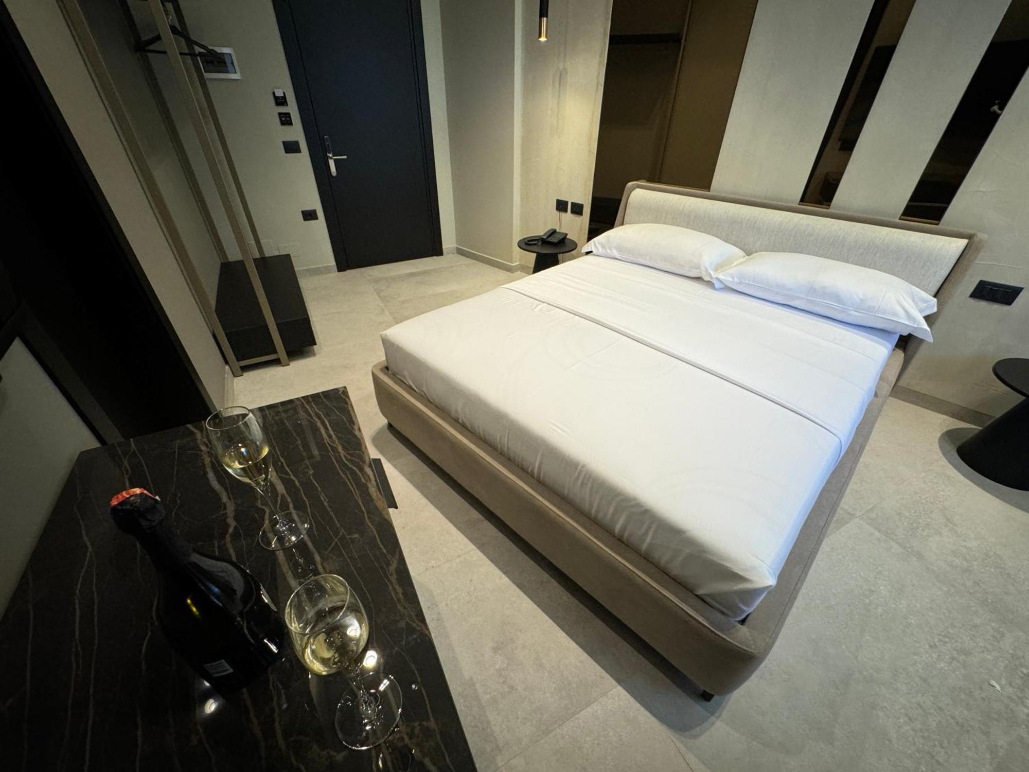 Nuna Hotel Radhime Luaran gambar