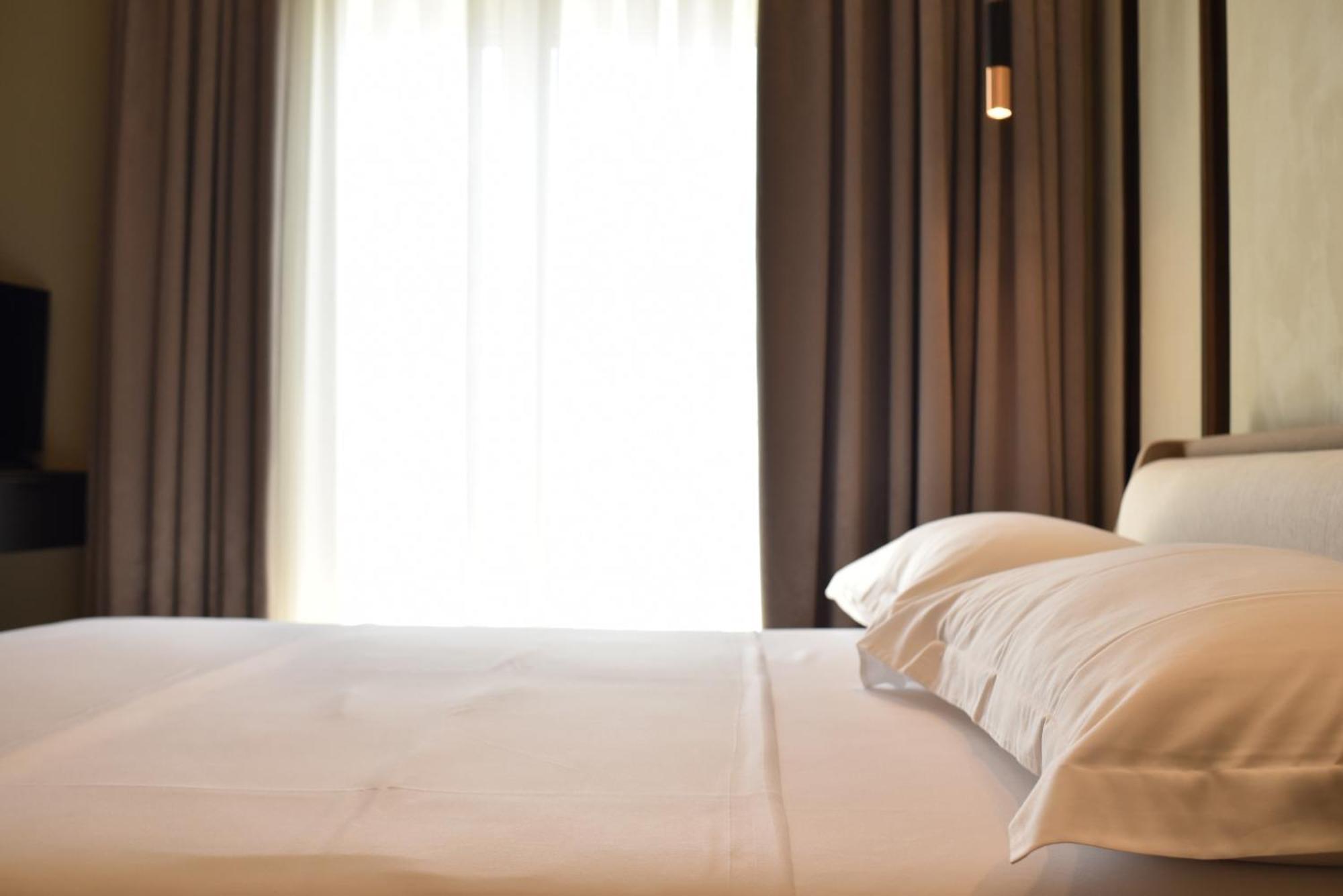 Nuna Hotel Radhime Bilik gambar
