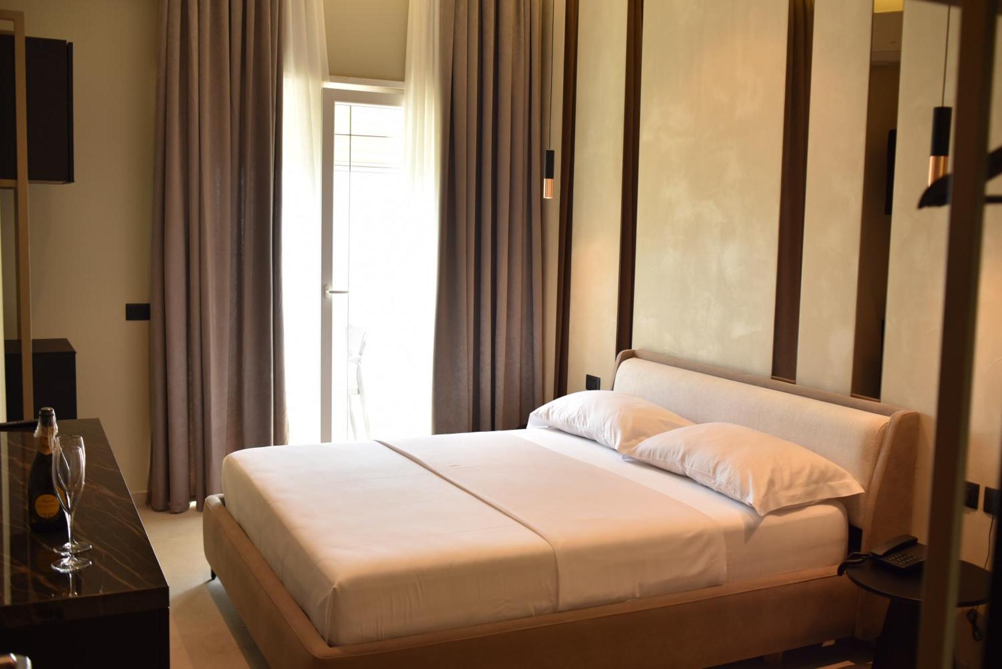 Nuna Hotel Radhime Bilik gambar