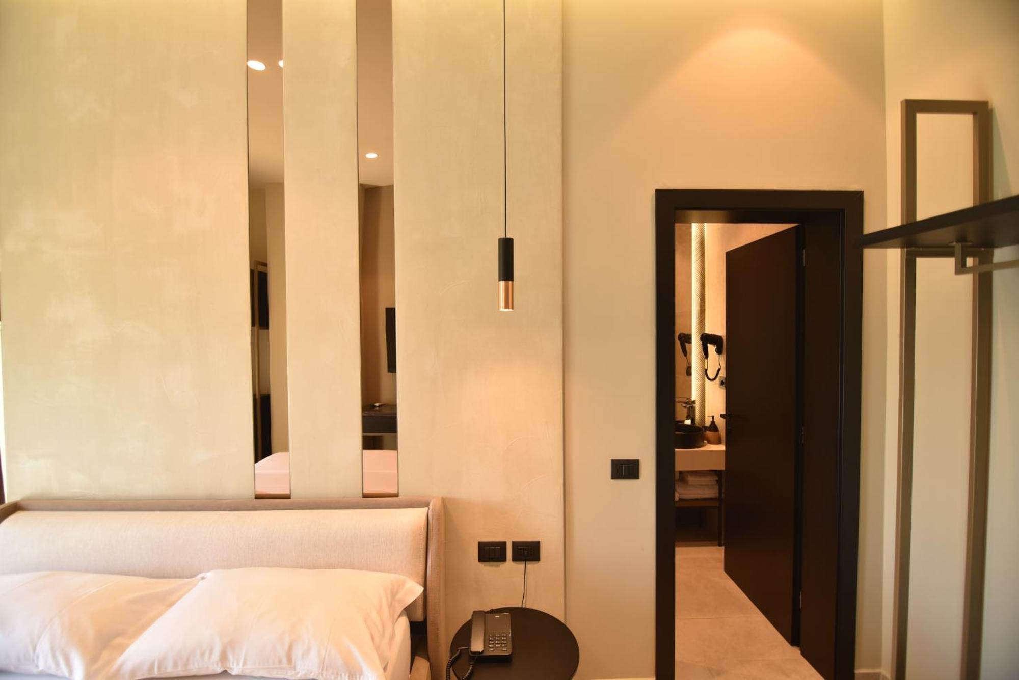 Nuna Hotel Radhime Bilik gambar